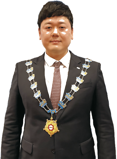 2025年度  会長 崔 準